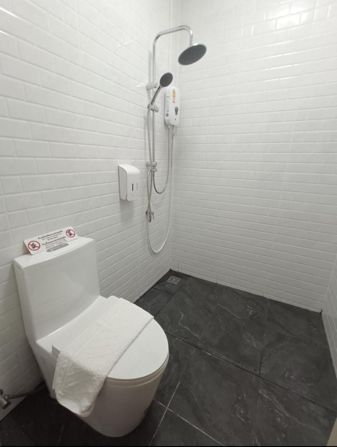 Wora Home Huahin Dış mekan fotoğraf